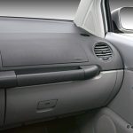 2001VolkswagenNewBeetle023