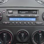 2001VolkswagenNewBeetle025