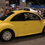 2004VolkswagenNewBeetle015