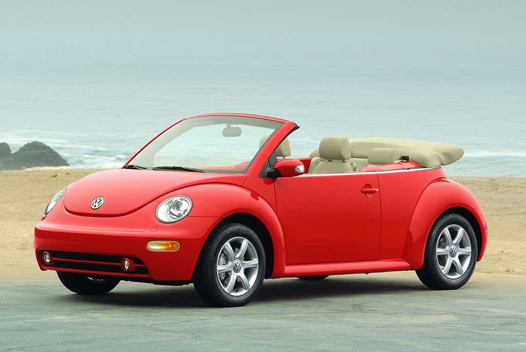 2004VolkswagenNewBeetleConvertible004