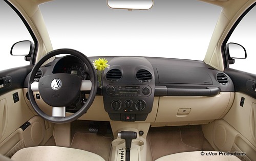 2000_volkswagen_new-beetle_2dr-hatchback_gls_fd_evox_1_500