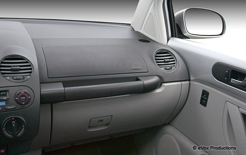 2001_volkswagen_new-beetle_2dr-hatchback_gls_hdp_evox_1_500