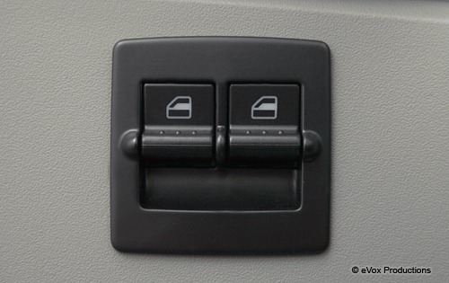 2001_volkswagen_new-beetle_2dr-hatchback_gls_wc_evox_1_500