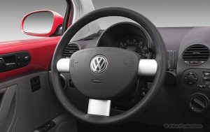2004_volkswagen_new-beetle_2dr-hatchback_gls_hdd_evox_1_500