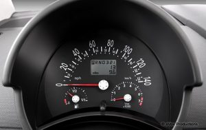 2004_volkswagen_new-beetle_2dr-hatchback_gls_ip_evox_1_500