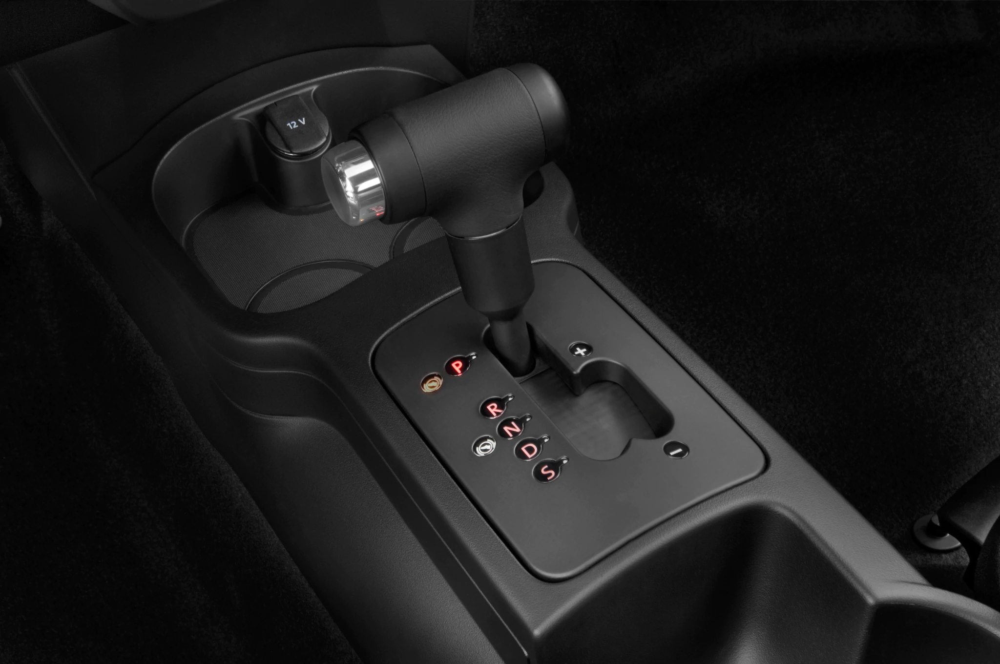 2010-volkswagen-new-beetle-2.5-l-hatchback-gear-shift