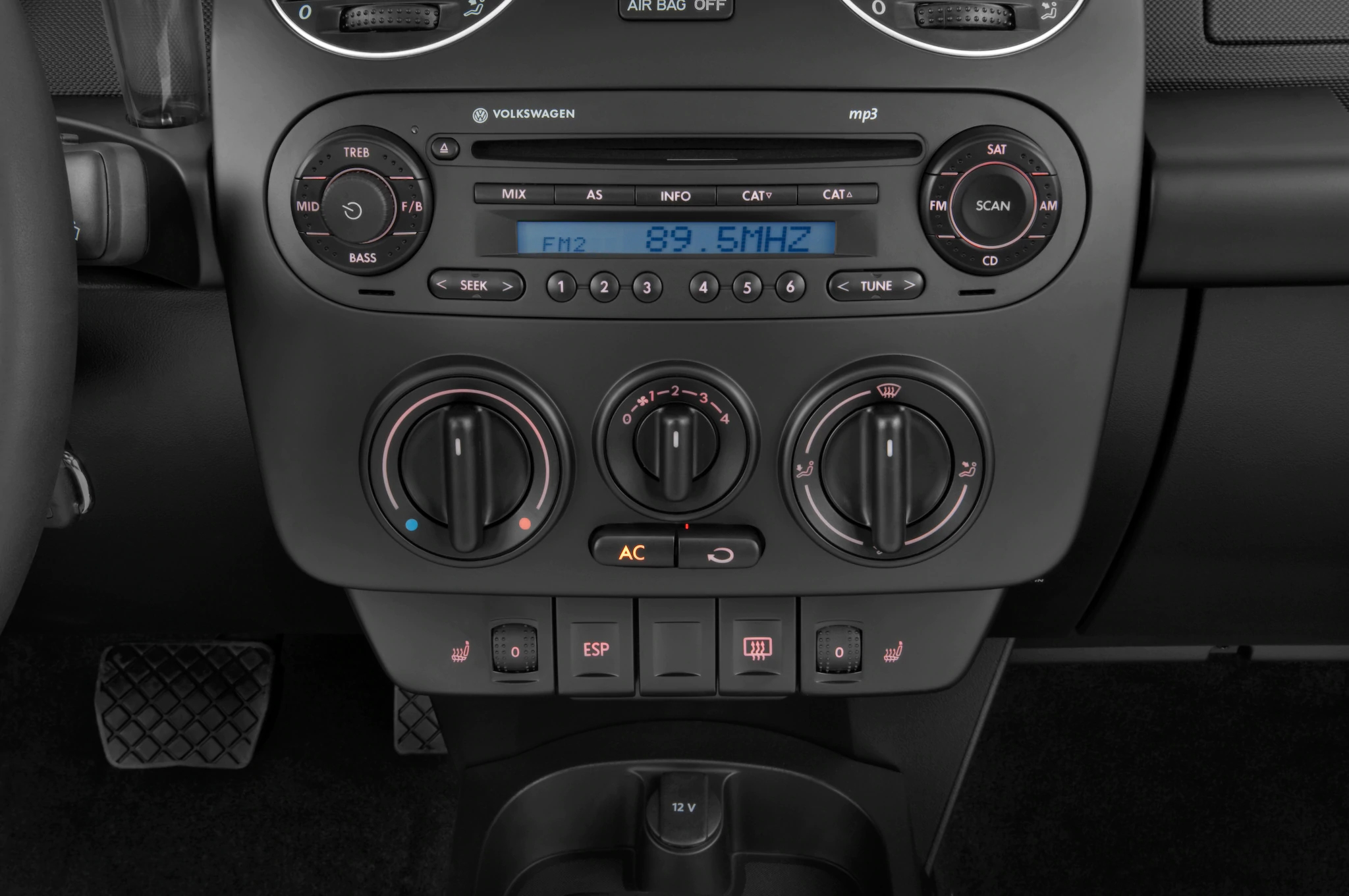 2010-volkswagen-new-beetle-2.5-l-hatchback-temp-control