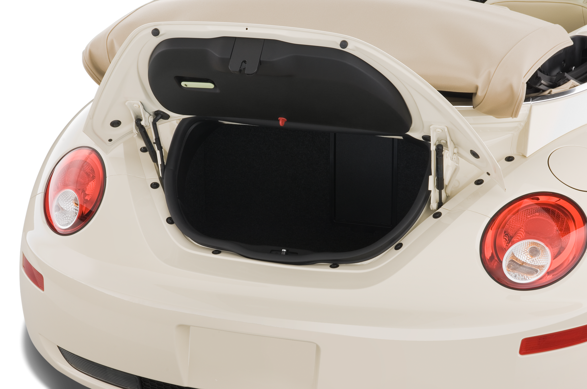 2010-volkswagen-new-beetle-convertible-s-2.5-l-trunk