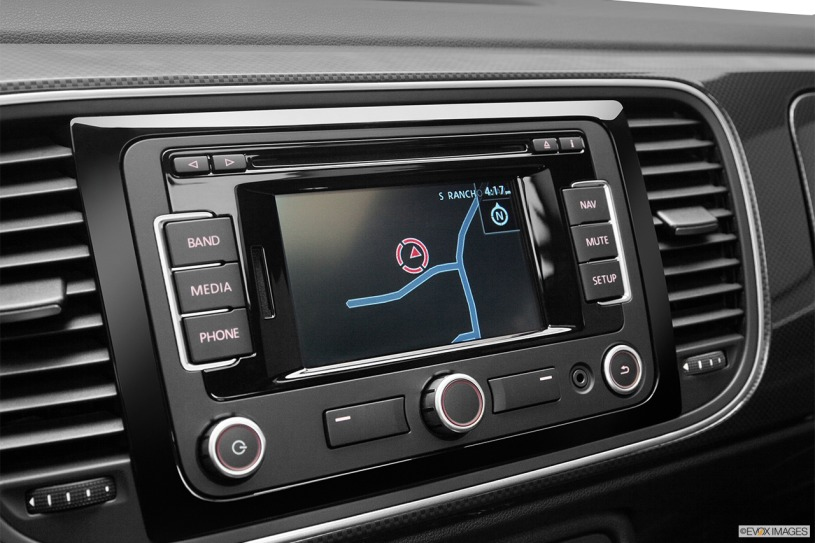 2012_volkswagen_beetle_2dr-hatchback_20t-turbo_nav_evox_1_815